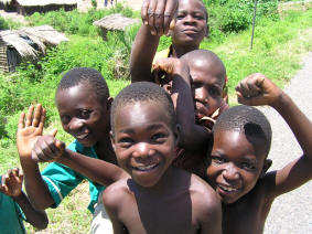 Le Tour d’Afrique 2005: Les enfants du Malawi